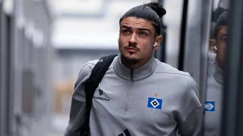 韦世豪头球破门助广州队逼平河北队，张辉扳平比分1-1